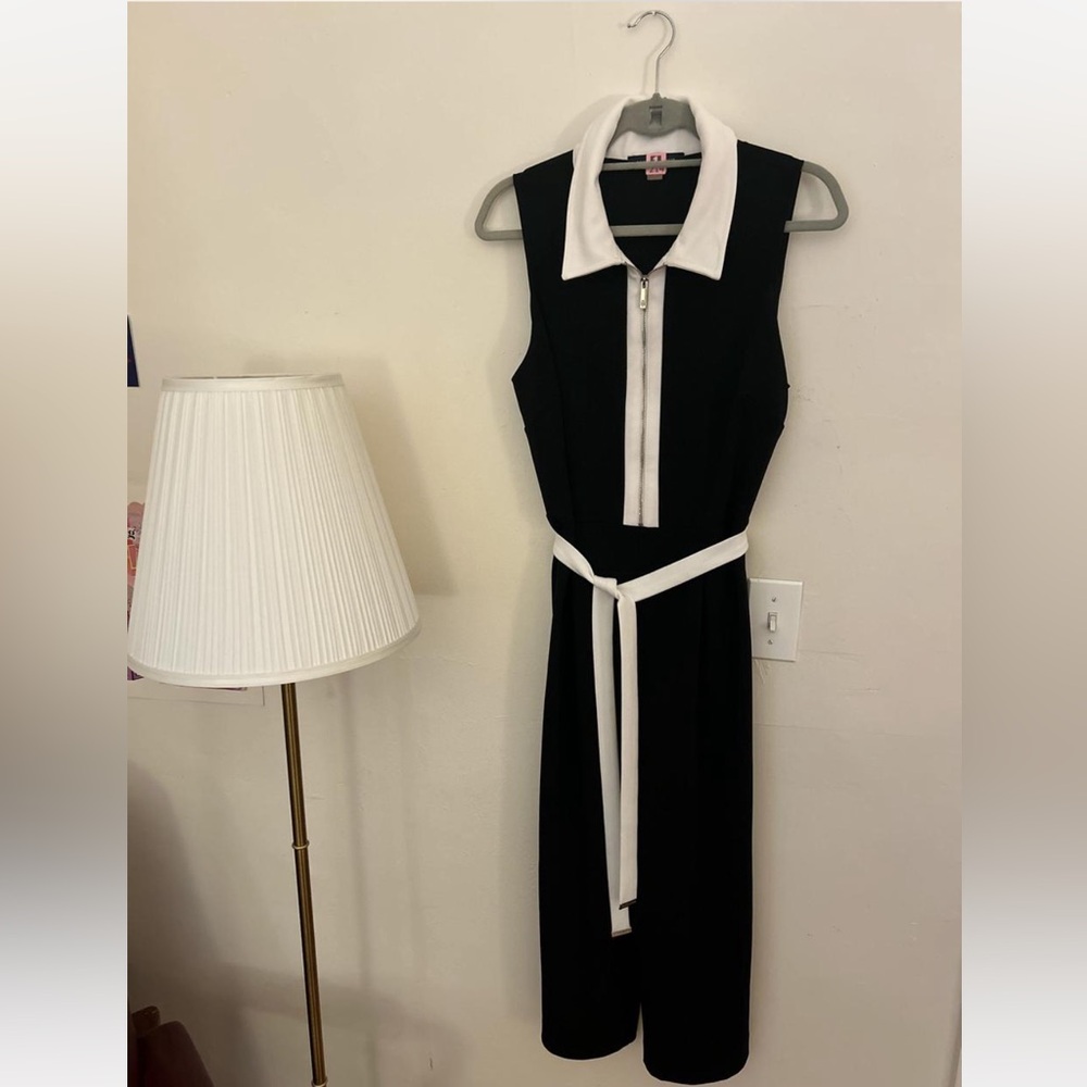 Tommy Hilfiger Sleeveless Collared Jumpsuit